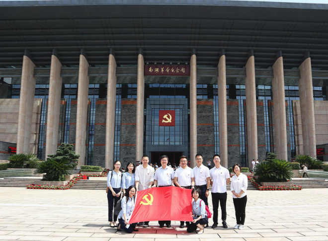 弘揚紅船精神，傳承初心使命